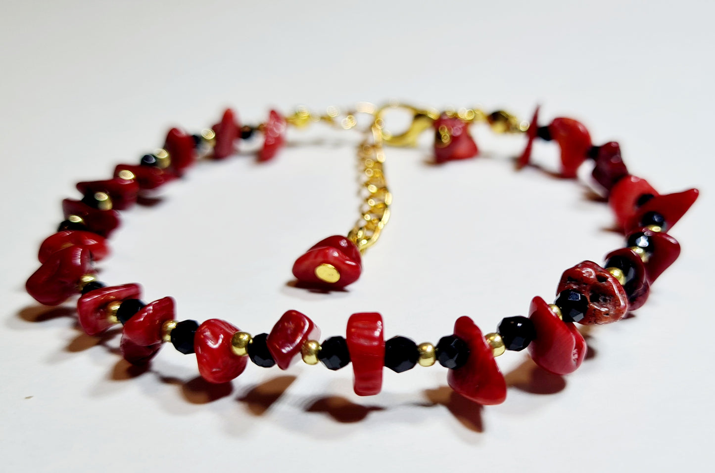 Bracciale di Diaspro rosso e cristalli