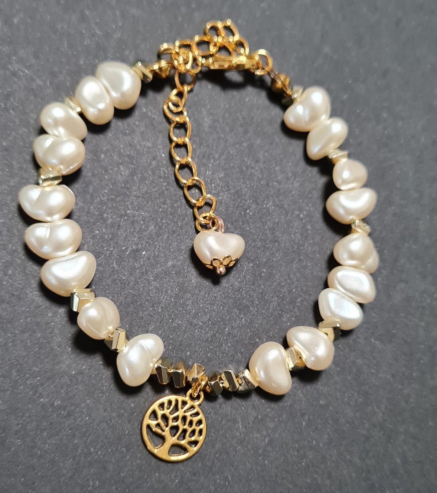 Bracciali della Collezione Fiume di Perle