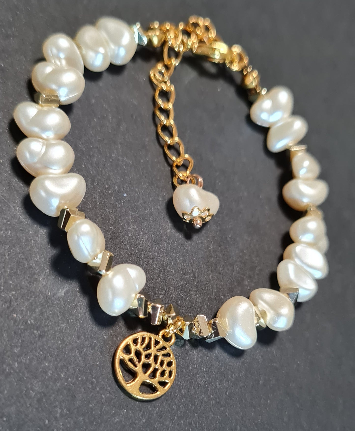 Bracciali della Collezione Fiume di Perle