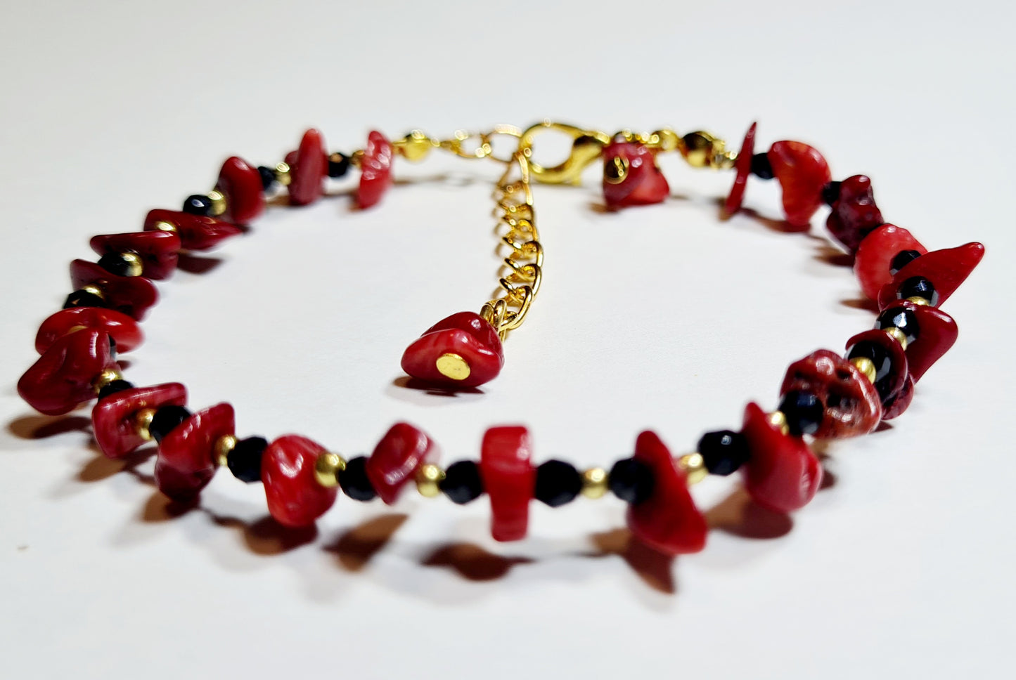Bracciale di Diaspro rosso e cristalli
