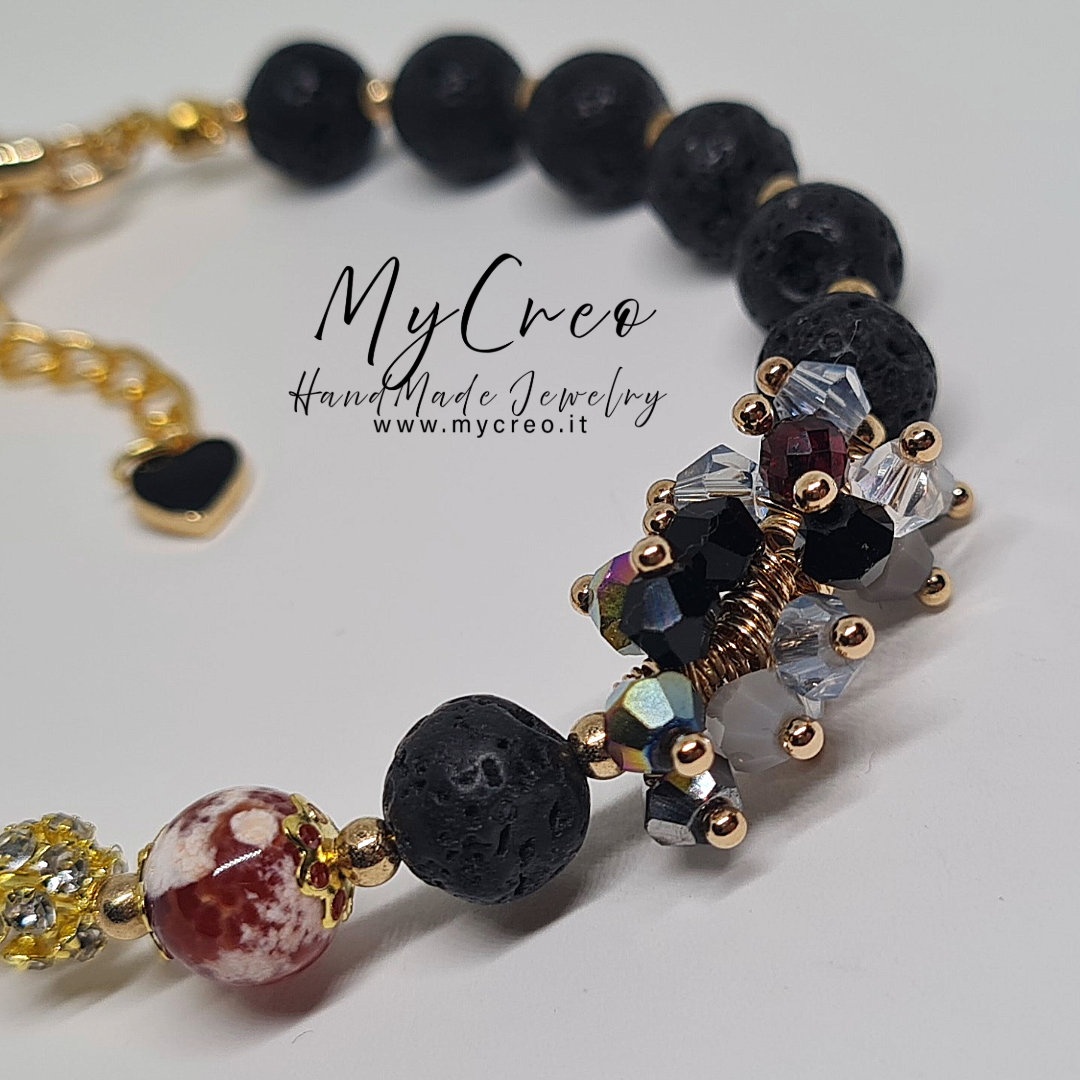 Bracciale semirigido con Perle di Agata Ghiaccio Rosso e Pietra Lavica Nera