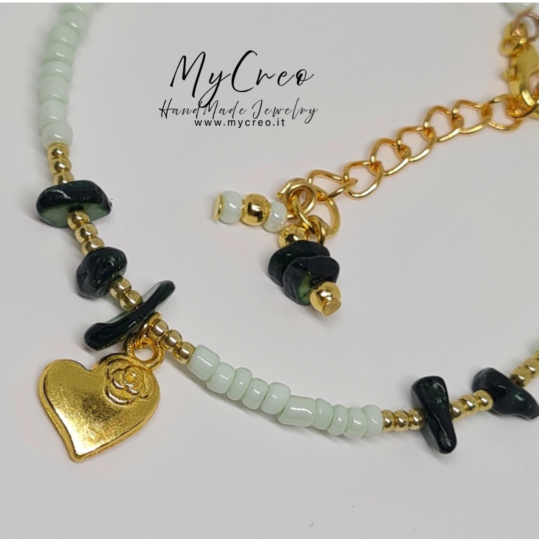 Bracciale rigido con scaglie di Avventurina Verde