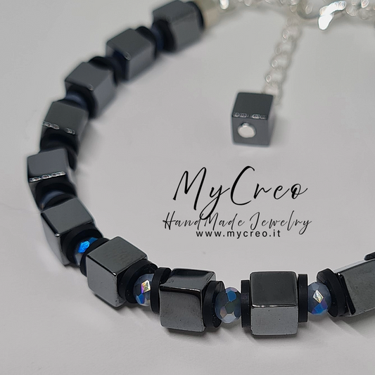 Bracciale Unisex con perle quadrate di Ematite
