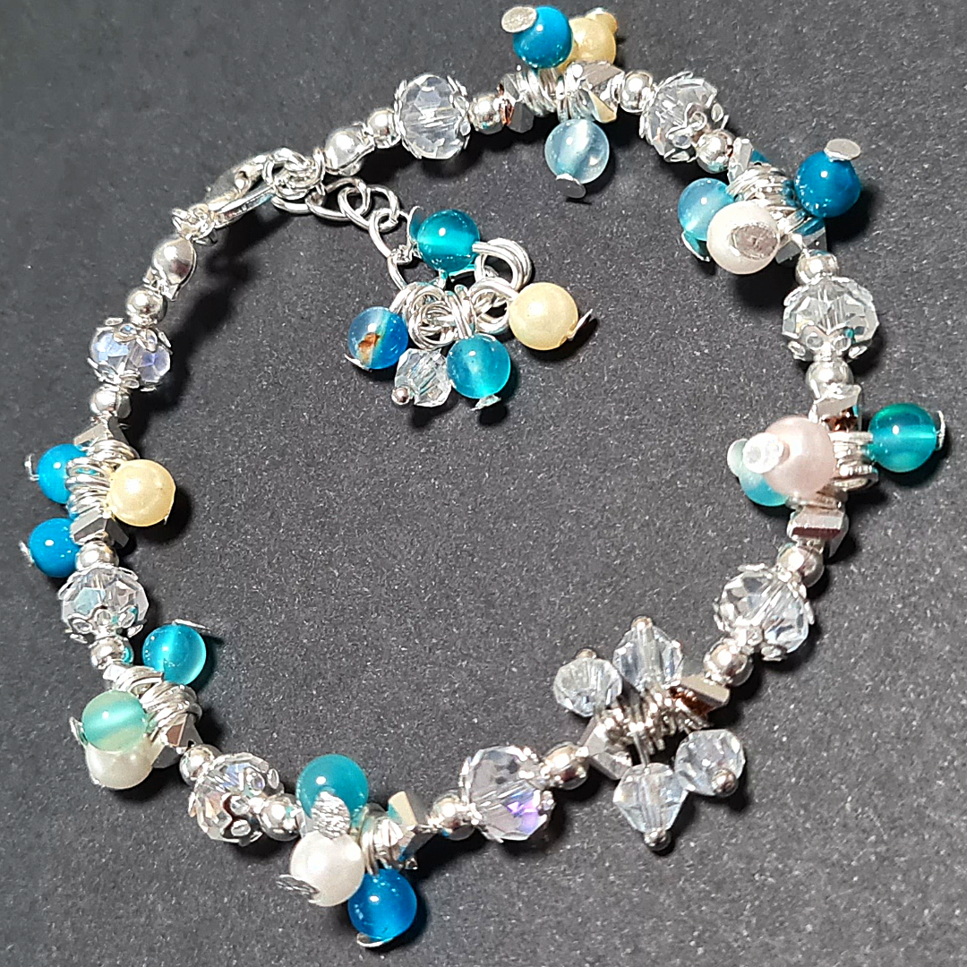 Bracciale a grappolo di Cristalli tonalità Azzurro